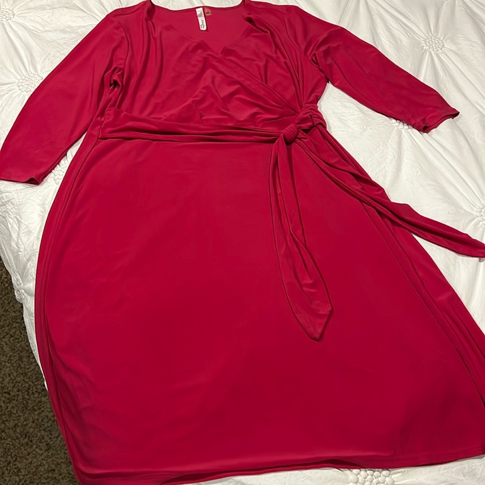 Plus Women’s Faux Wrap Dress Size 1X